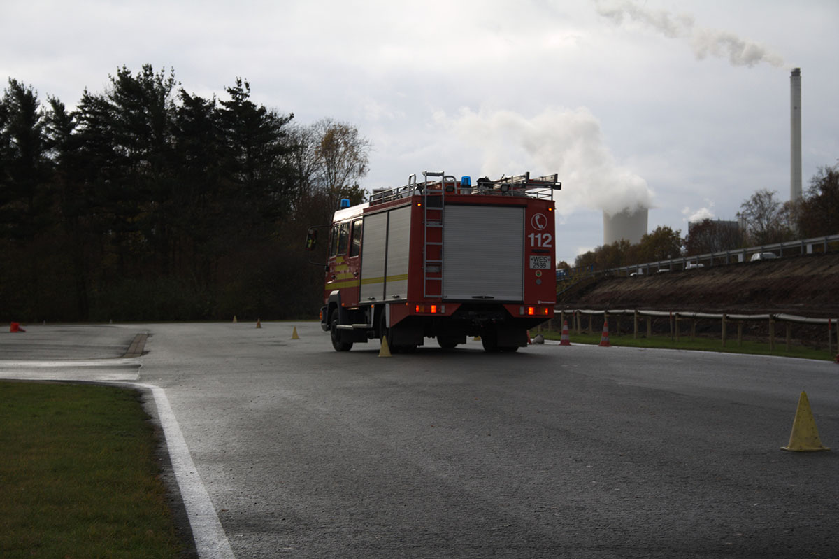 Impressionen aus dem Fahrsicherheitstrainig für LKW der EInheit Spellen im November 2016