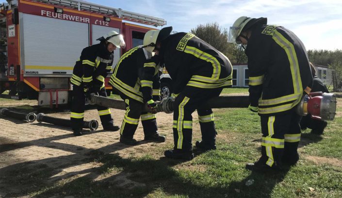 Grundausbildung Teil 1 der Feuerwehr Voerde