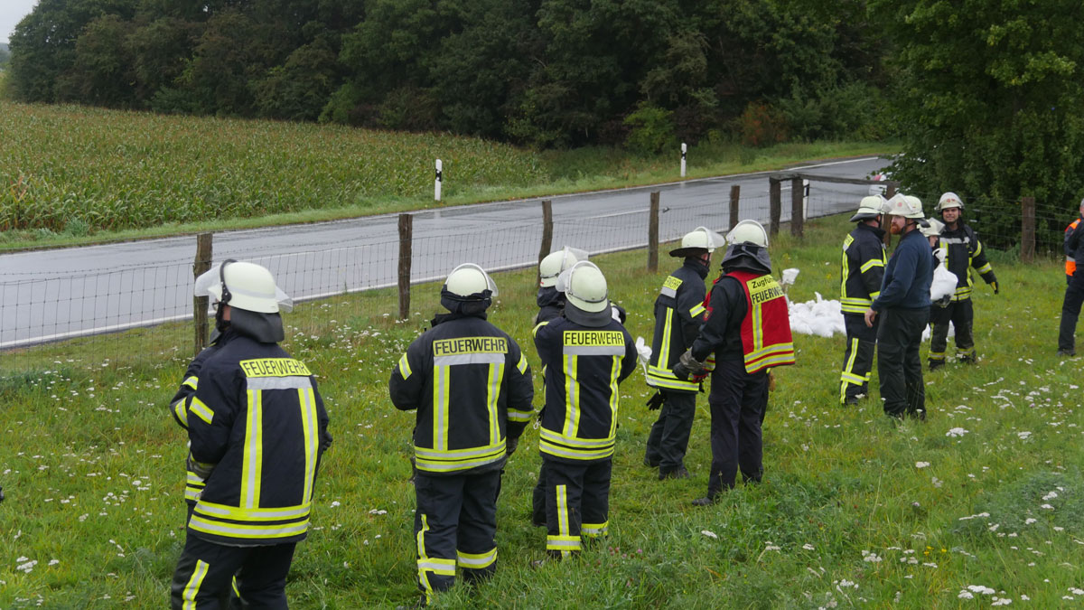 Impressionen der Jahresübung aller Einheiten der Feuerwehr Voerde